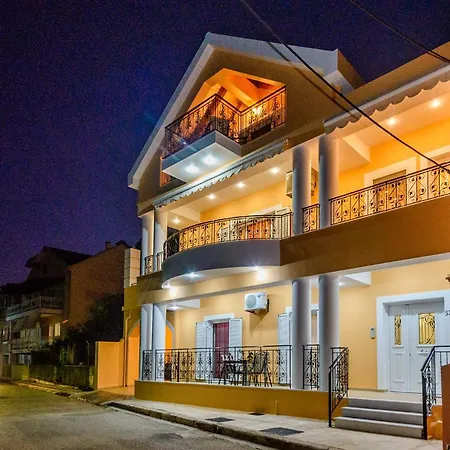 Апартаменты Maki's *