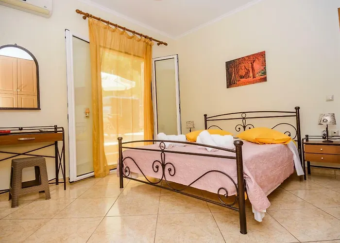 Apartament Maki's *